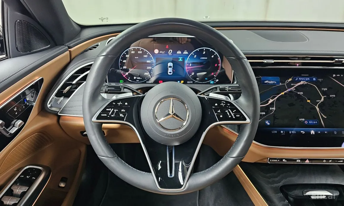 Mercedes-Benz E-Class 2024 E220d 4MATIC Exclusive