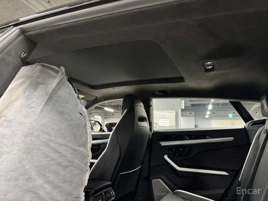 Lamborghini Urus 2018 4.0 V8 SE