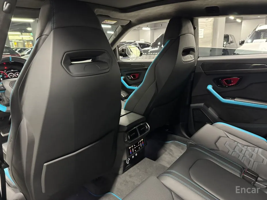 Lamborghini Urus 2018 4.0 V8 SE