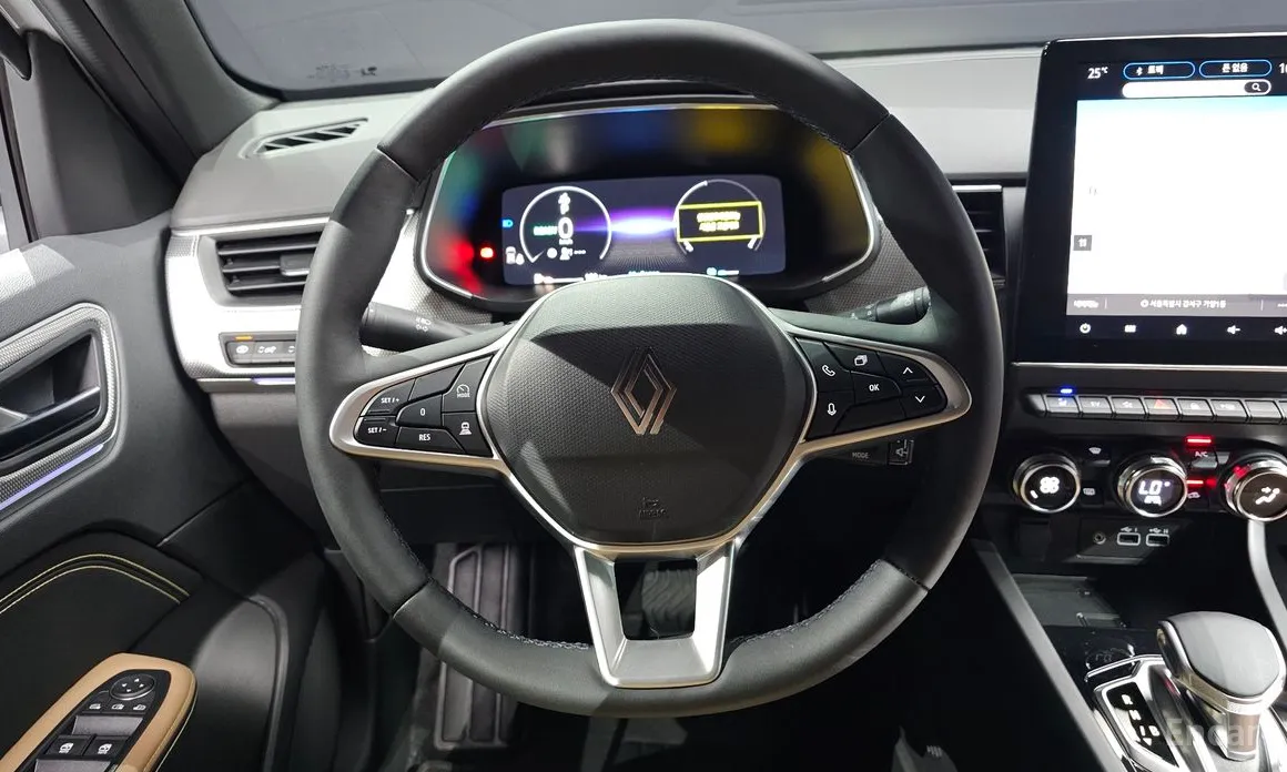 Renault Arkana 2024 1.6 E-TECH Iconic