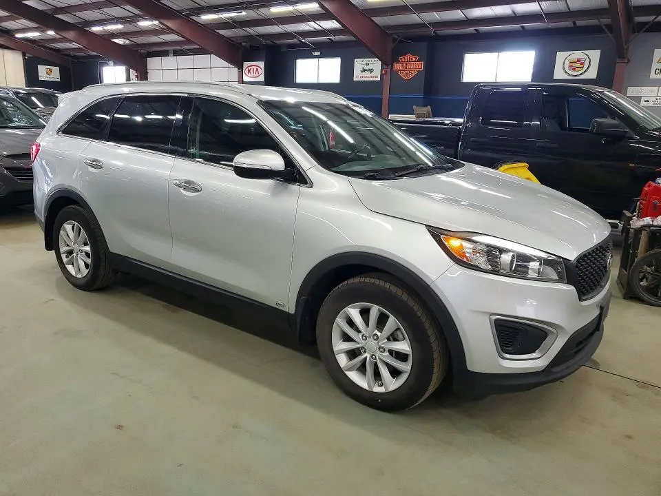 KIA SORENTO 2016 VIN 5XYPGDA50GG161920