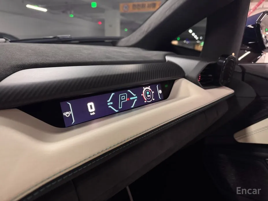 Lamborghini Revuelto 2025 6.5 V12