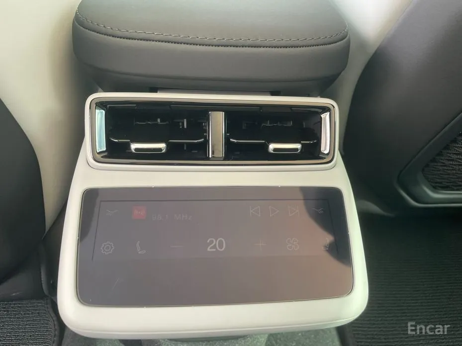 Polestar 4 2024 Long Range Duel Moter