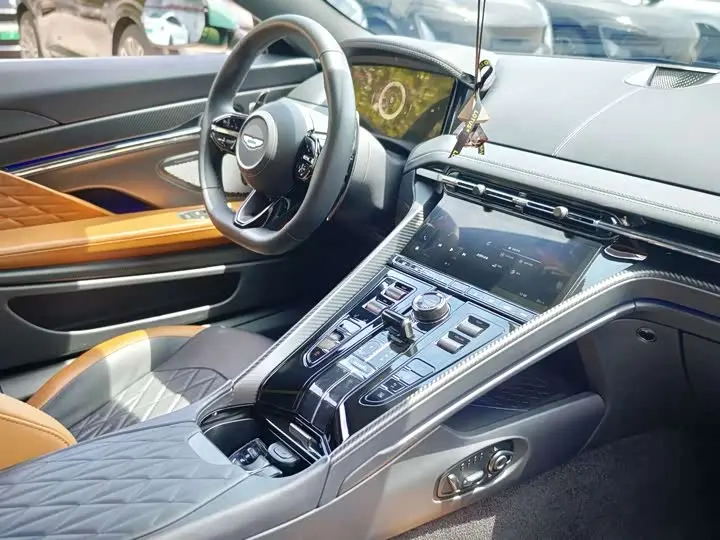 Aston Martin DB12 2025 2025款 4.0T V8 Coupe