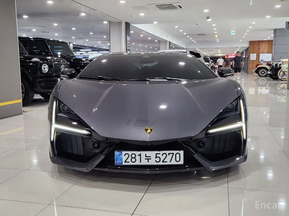 Lamborghini Revuelto 2025 6.5 V12