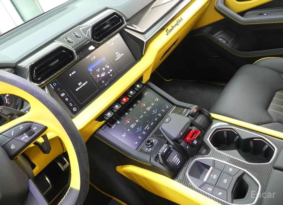 Lamborghini Urus 2018 4.0 V8 SE