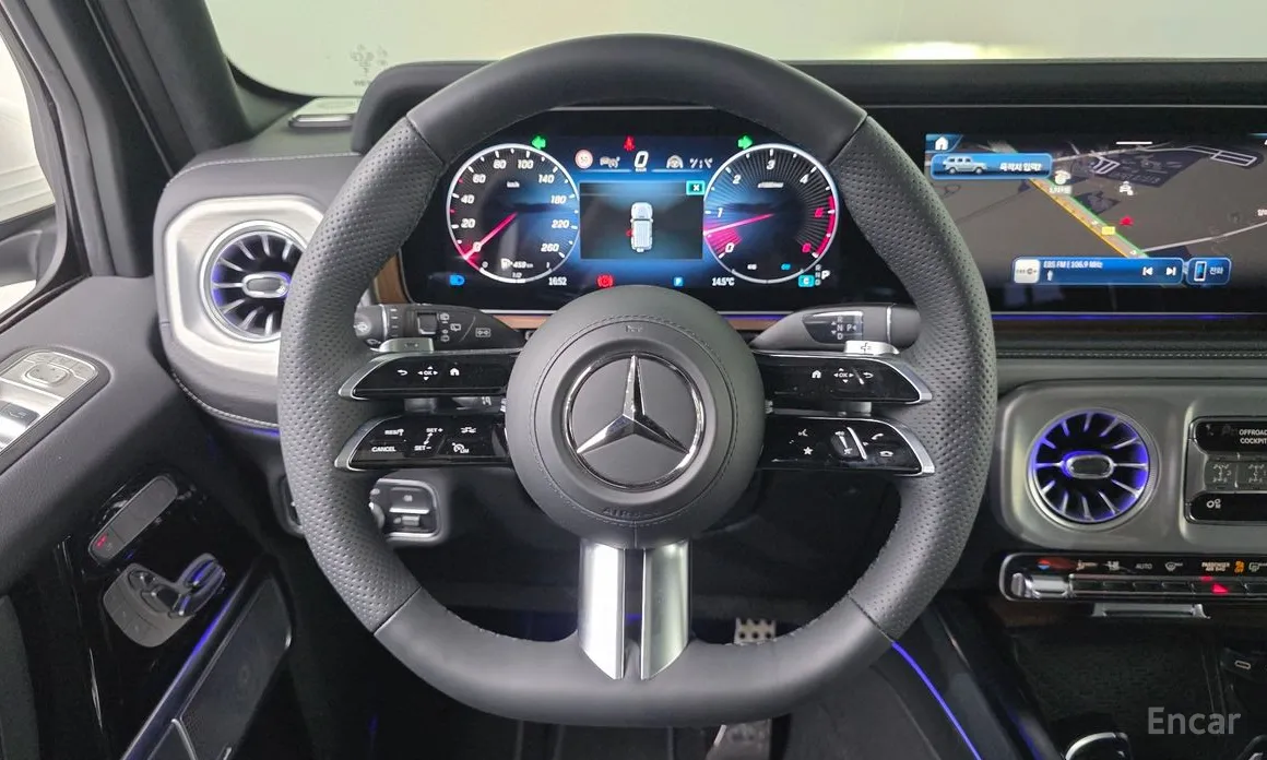 Mercedes-Benz G-Class 2024 G450d