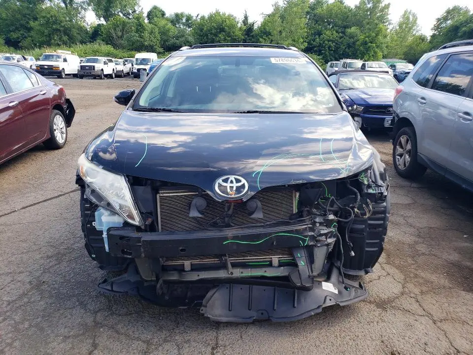 2015 TOYOTA VENZA