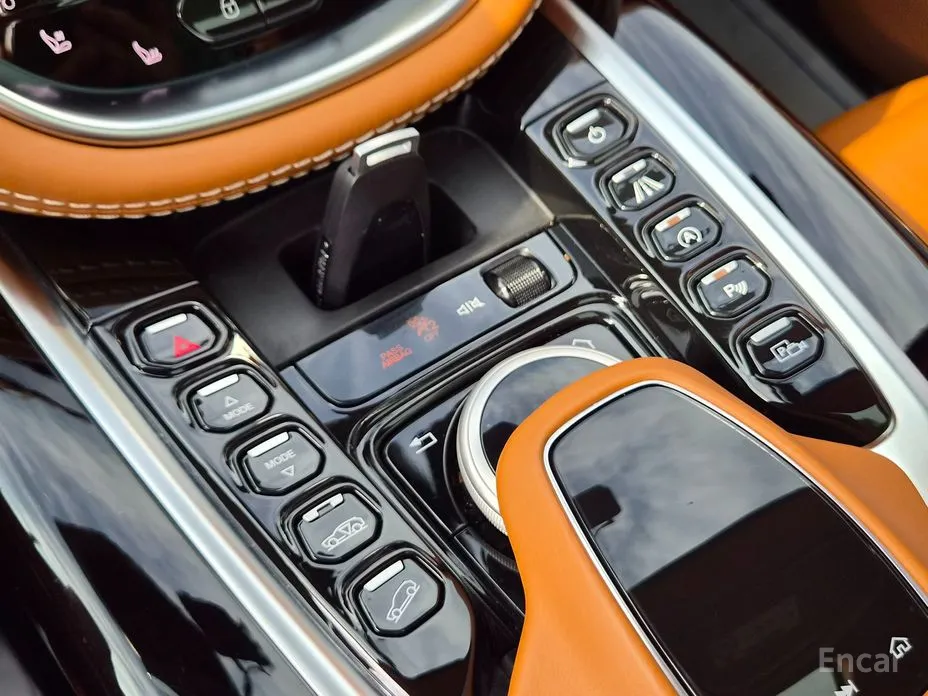Aston Martin DBX 2020 4.0 V8