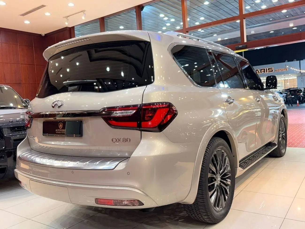 Infiniti QX80 2021