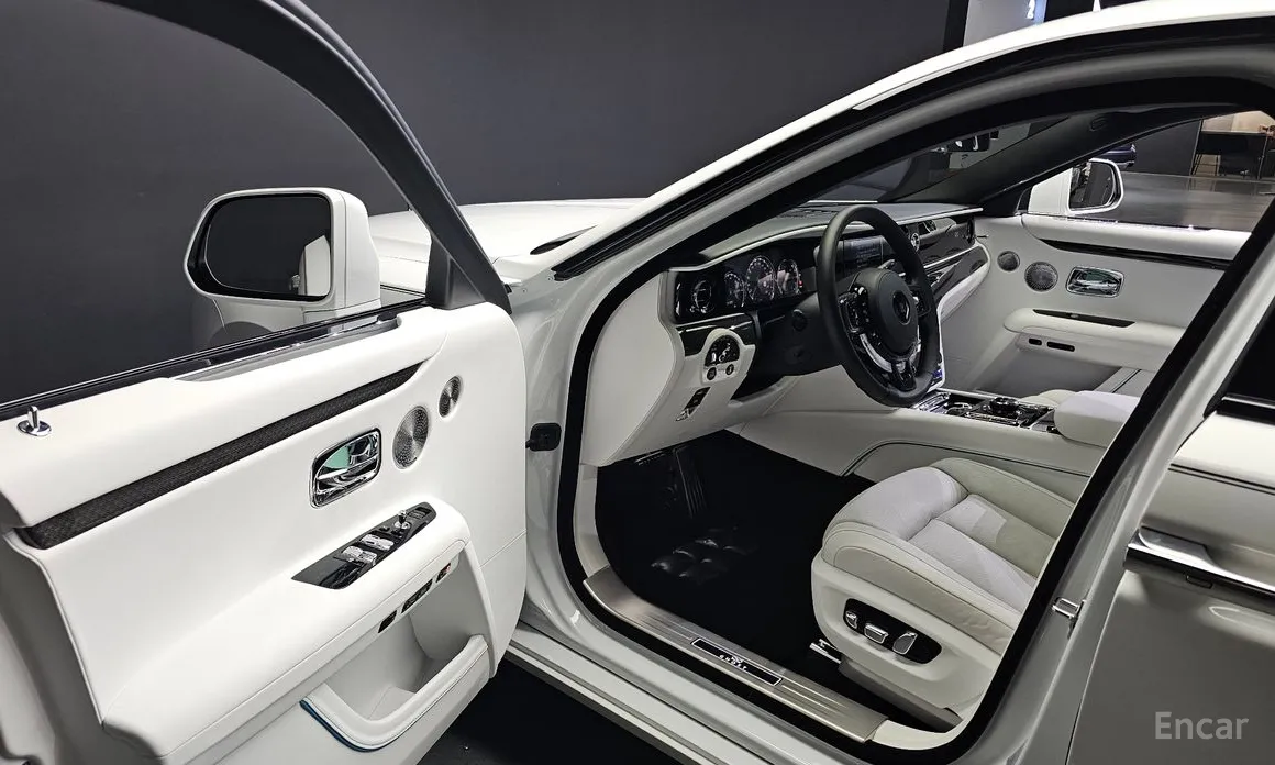 Rolls-Royce Ghost 2020 6.7 V12 Black Badge