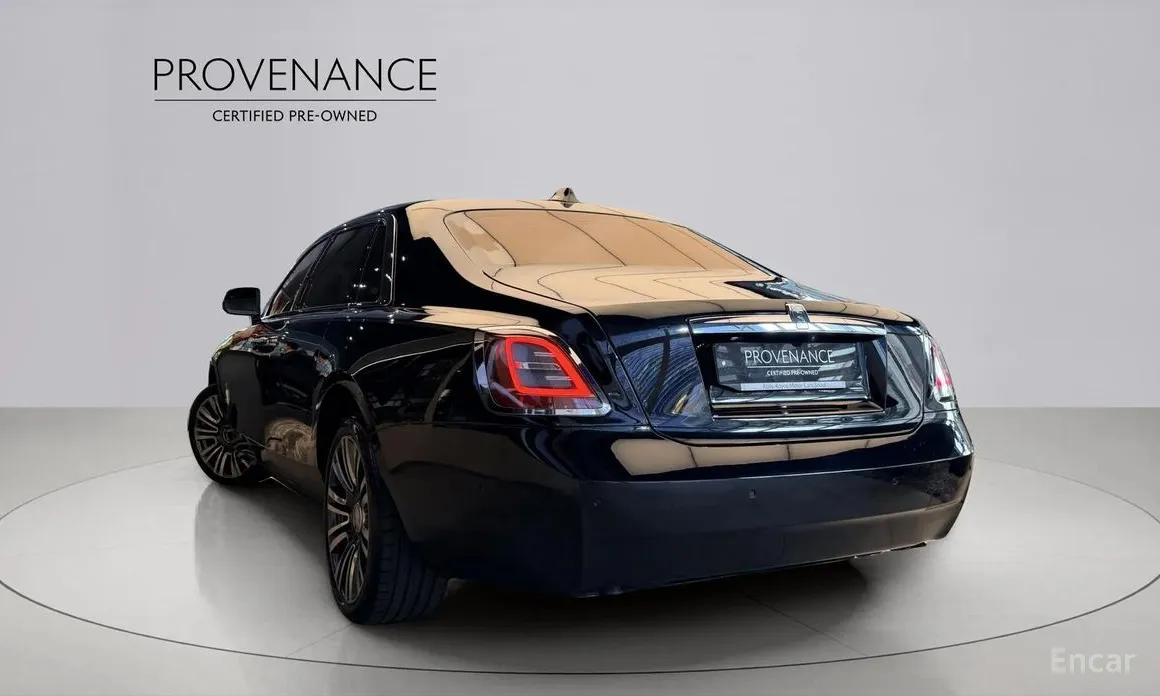 Rolls-Royce Ghost 2020 6.7 EWB V12