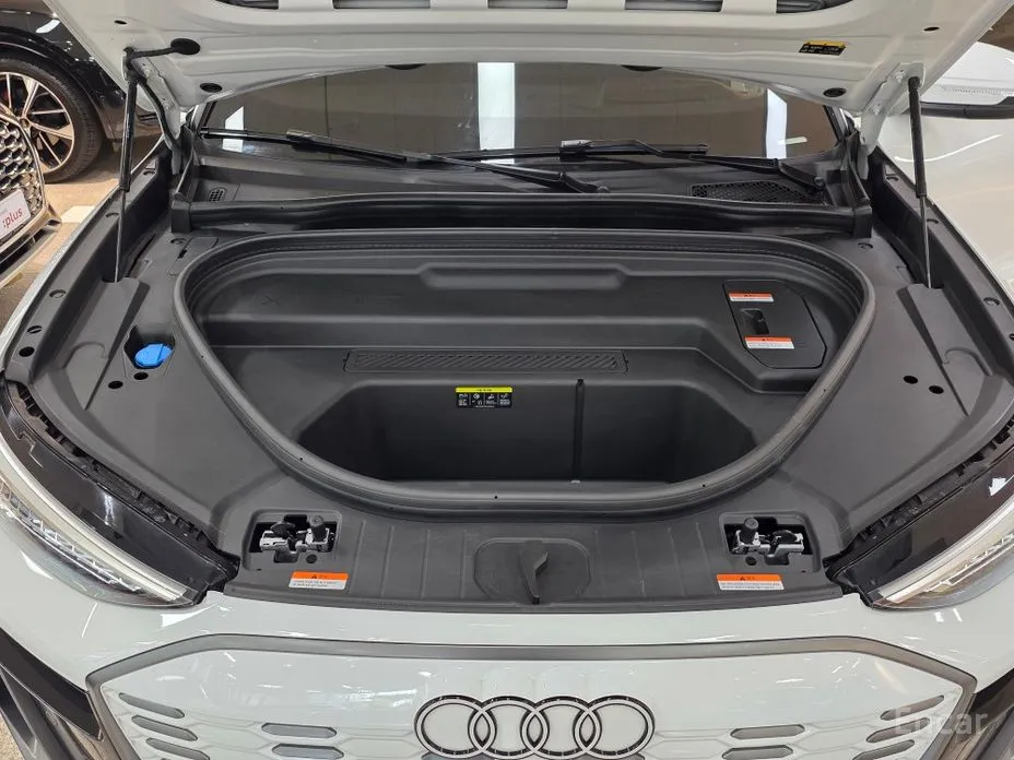 Audi Q6 e-tron 2025 Premium Quattro