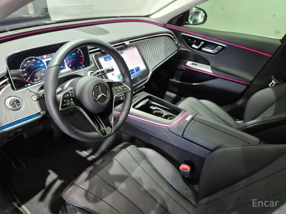 Mercedes-Benz E-Class 2024 E220d 4MATIC Exclusive