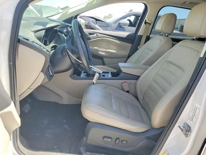 FORD ESCAPE 2017 VIN 1FMCU0JD4HUD24328