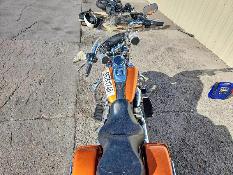 HARLEY-DAVIDSON FL 2014