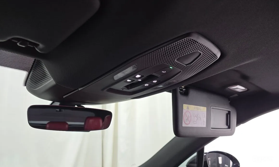 Porsche Macan 2024 Base 4