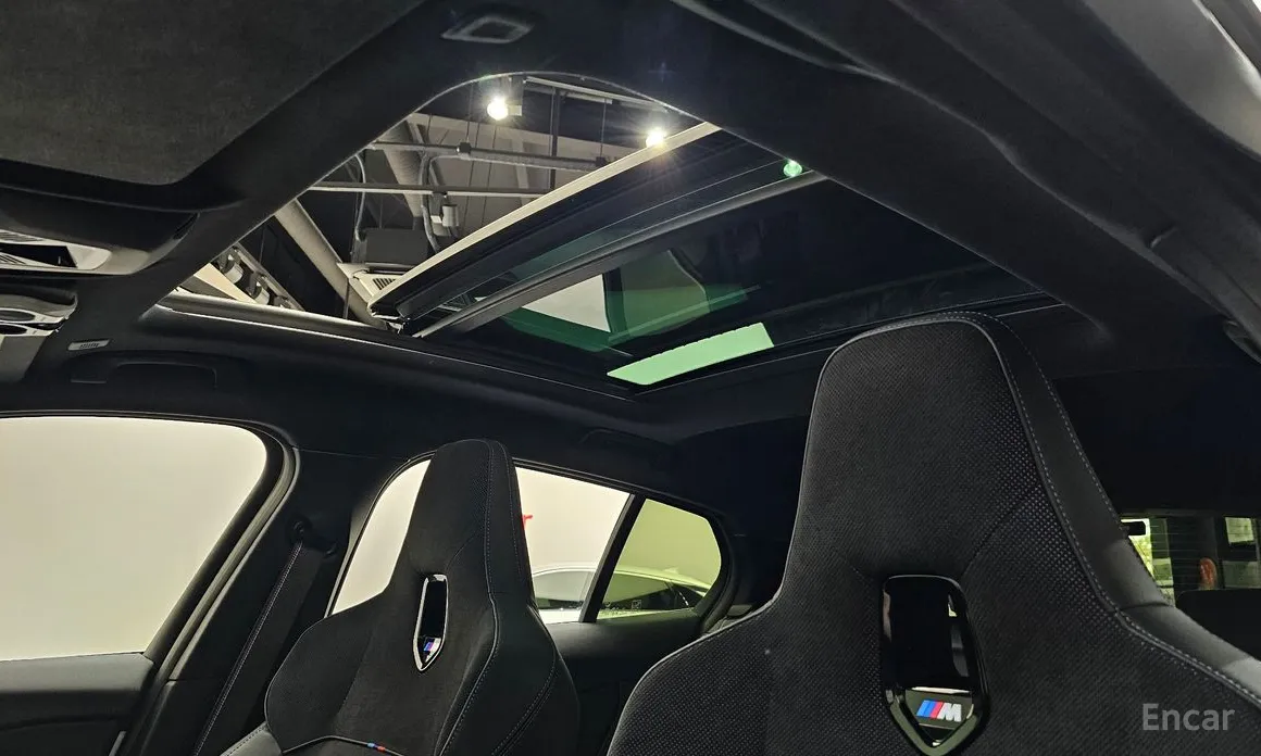 BMW 1 Series 2025 M135 xDrive Pro First Edition