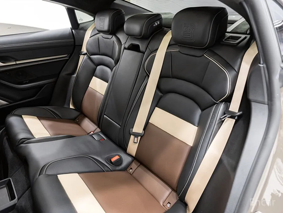 Porsche Taycan 2020 Turbo