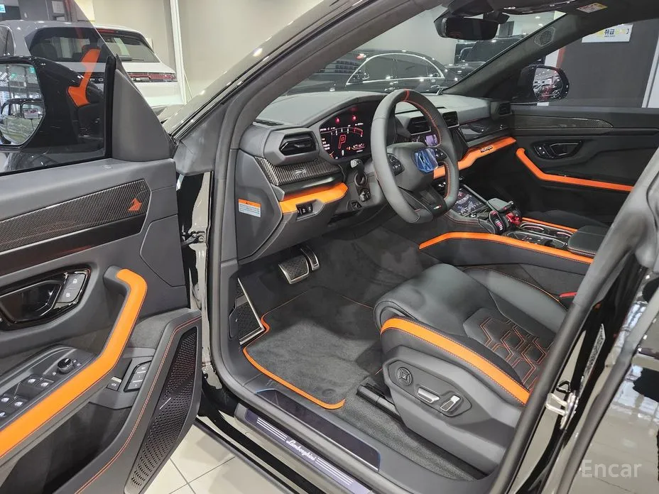 Lamborghini Urus 2018 4.0 V8 SE