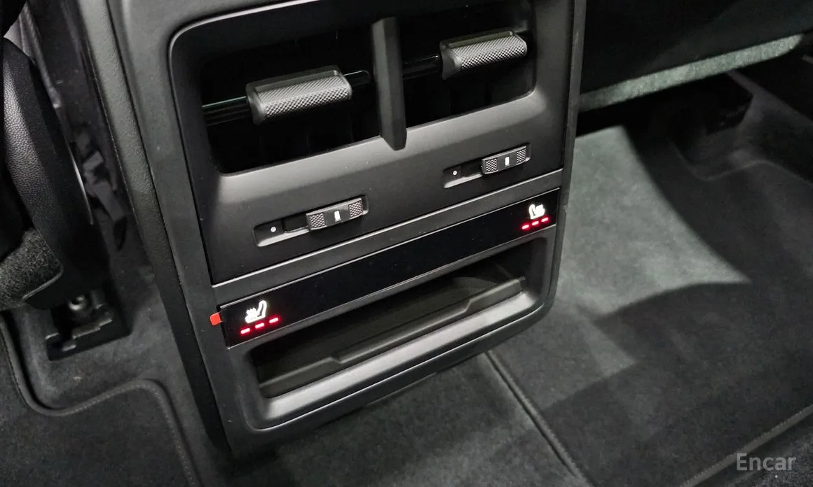 Porsche Macan 2024 Base 4