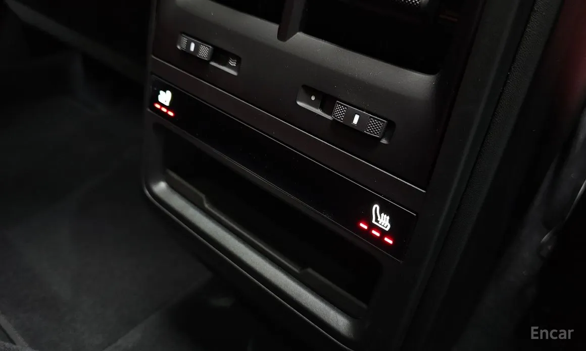 Porsche Macan 2024 Base 4