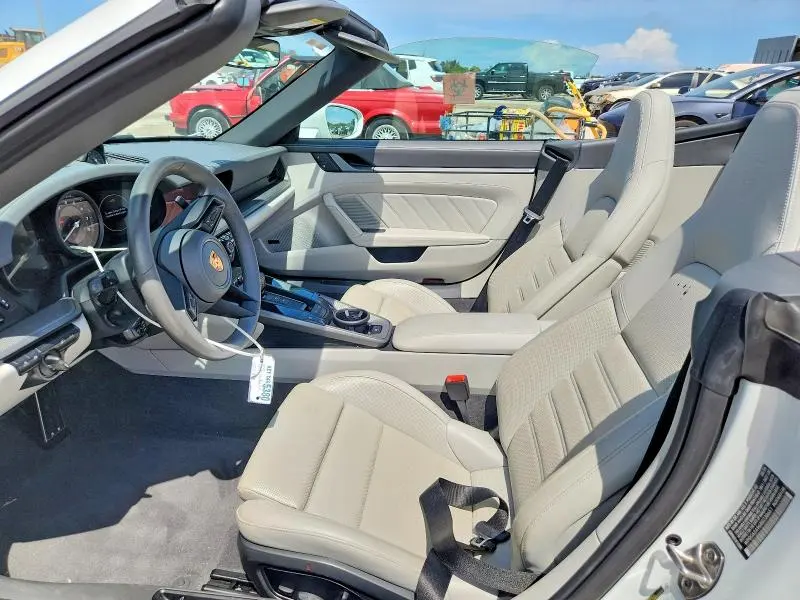 PORSCHE 911 2024 VIN WP0CA2A96RS238651