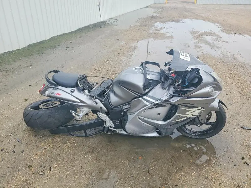 SUZUKI GSX1300 2009