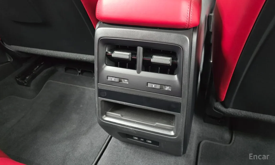 Porsche Macan 2024 Base 4