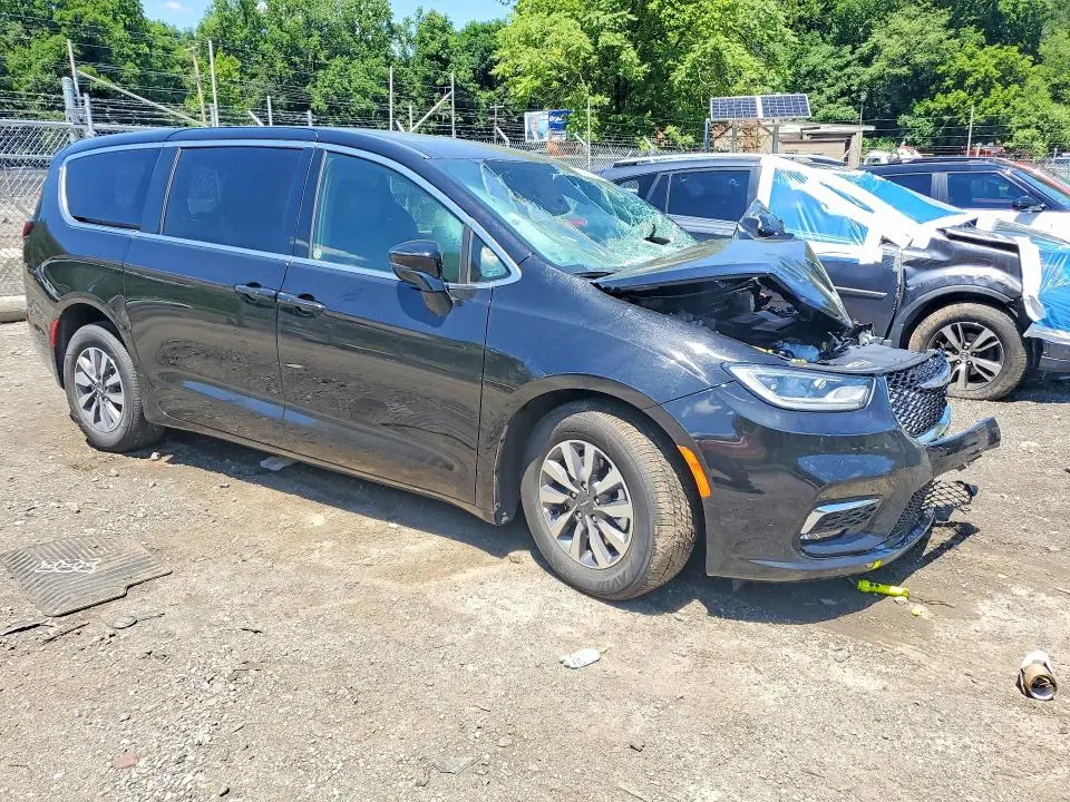 CHRYSLER PACIFICA 2025 VIN 2C4RC1S75SR573922
