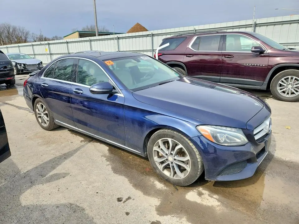 MERCEDES-BENZ C-CLASS 2016 VIN 55SWF4JB8GU161500