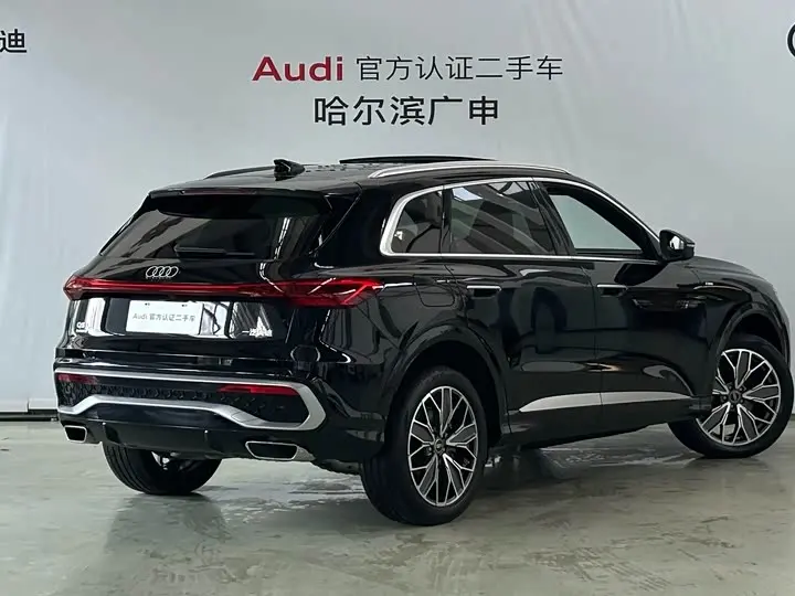 Audi Q5L 2026 2026款 2.0T 千万用户专享版