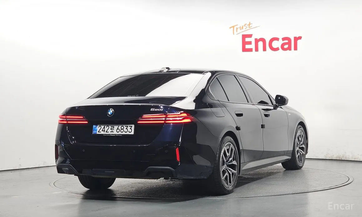 BMW 5 Series 2023 520i M Sport