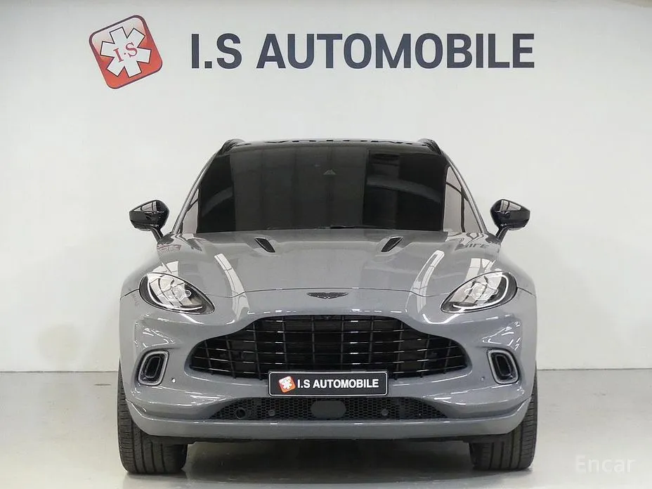 Aston Martin DBX 2020 4.0 V8