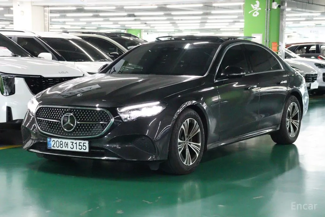 Фото 2 - Mercedes-Benz E-Class