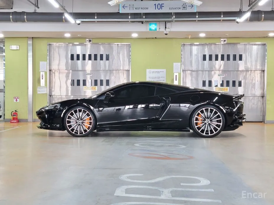 McLaren GT 2019 4.0