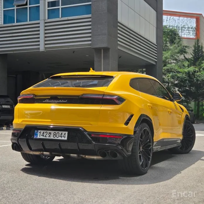 Lamborghini Urus 2018 4.0 V8 SE
