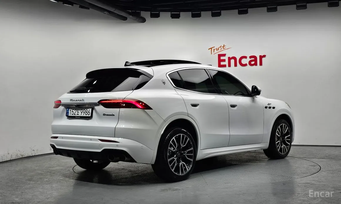 Maserati Grecale 2022 2.0 AWD GT
