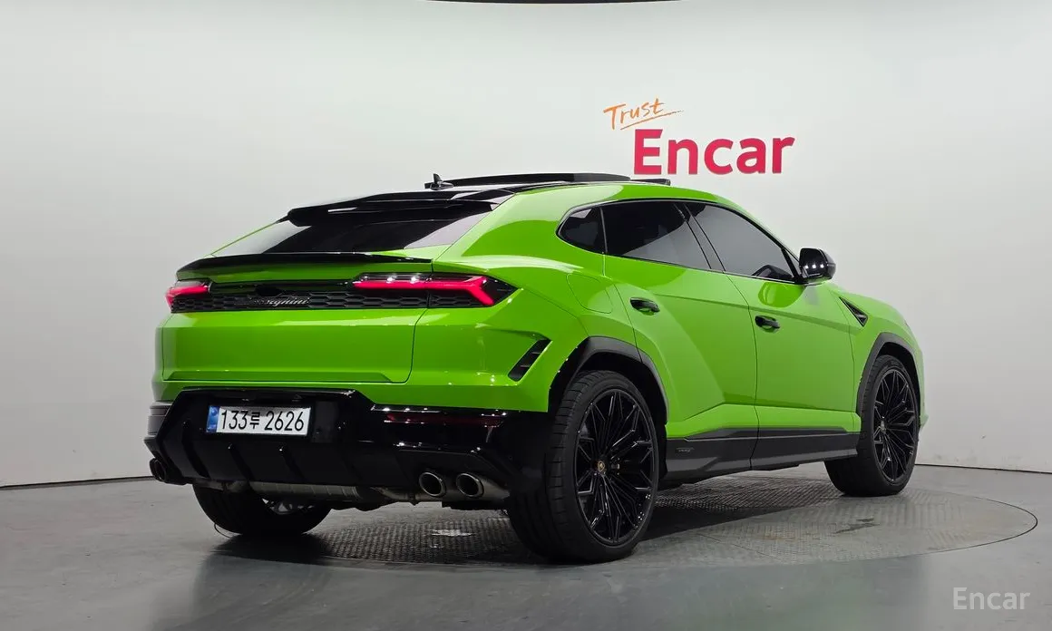 Lamborghini Urus 2018 4.0 V8 SE
