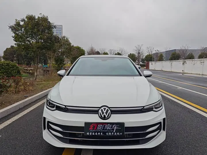 2026 Volkswagen Golf