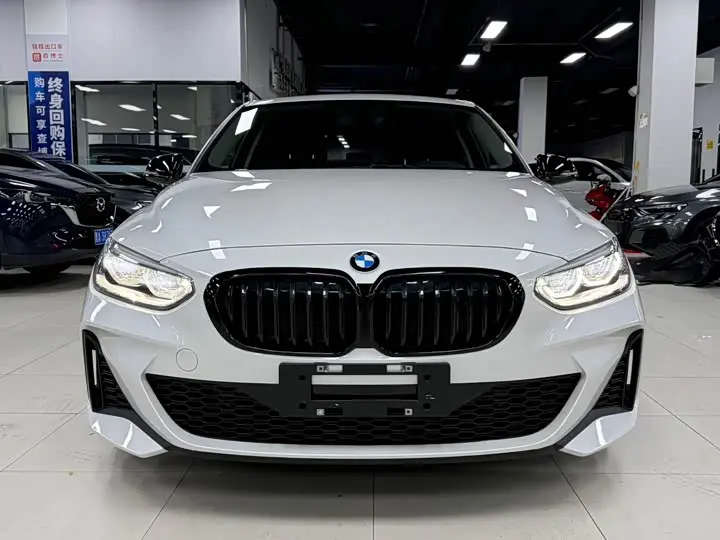 BMW 1 Series 2023 2023款 120i M运动曜夜版