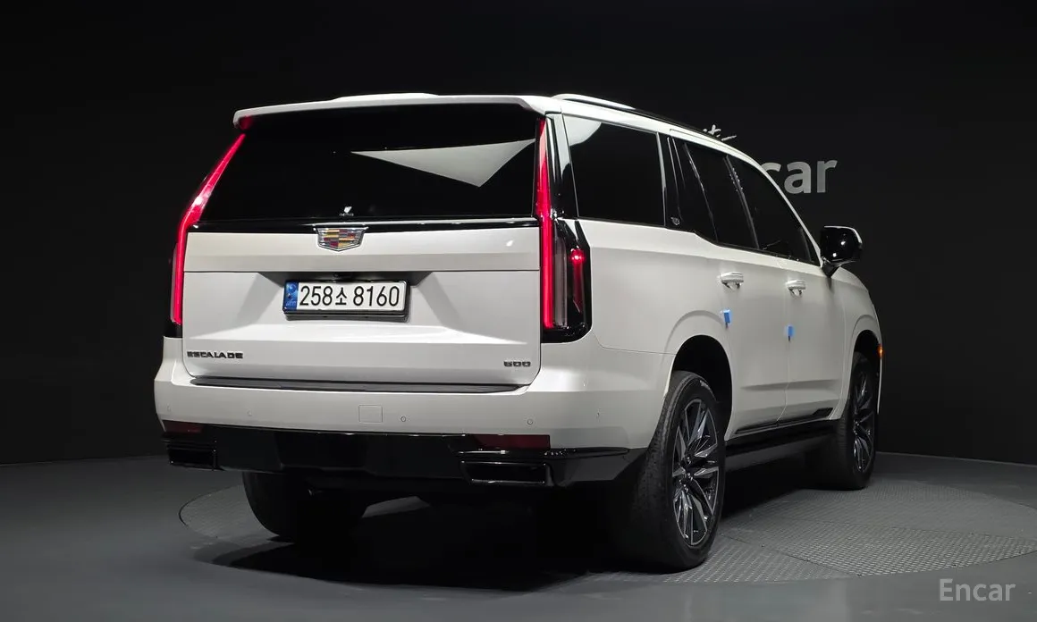 Cadillac Escalade 2021 6.2