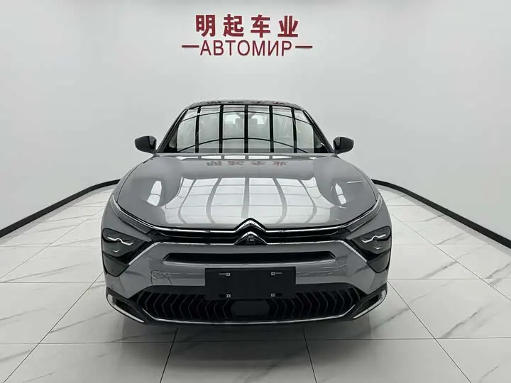 Citroen C5 X 2026 2026款 1.6T 国际版