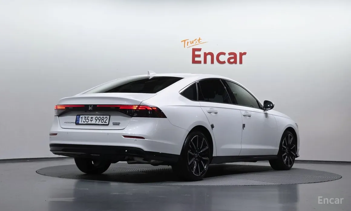 Honda Accord 2023 2.0 Hybrid Touring
