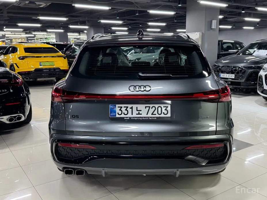 Audi Q5 2025 40 TDI Quattro S Line Black Edition