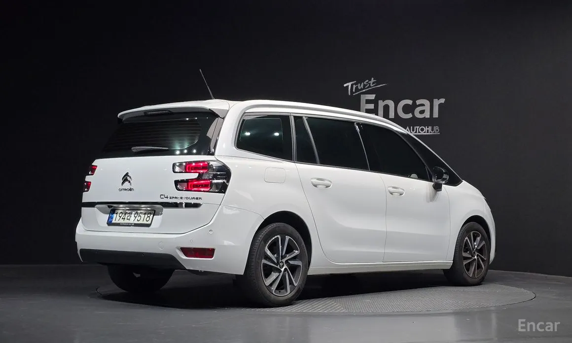 Citroen C4 SpaceTourer 2018 1.5 BlueHDi Shine Pack