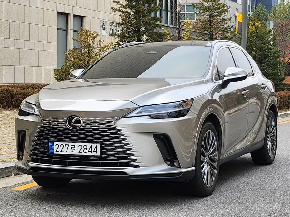 Lexus RX 2023 Luxury