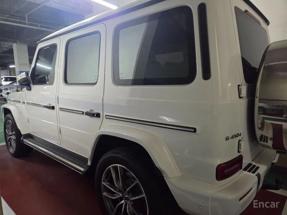 Mercedes-Benz G-Class 2024 G450d