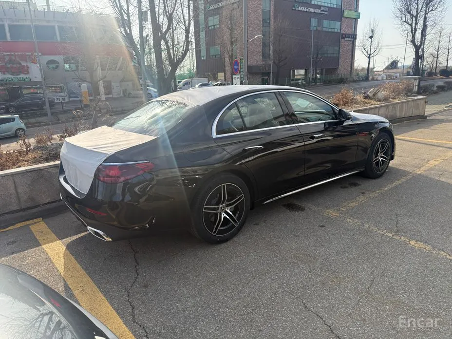 Mercedes-Benz E-Class 2024 E200 AMG Line