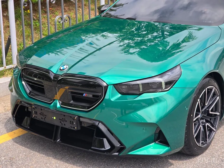 BMW M5 2024 M5 Sedan